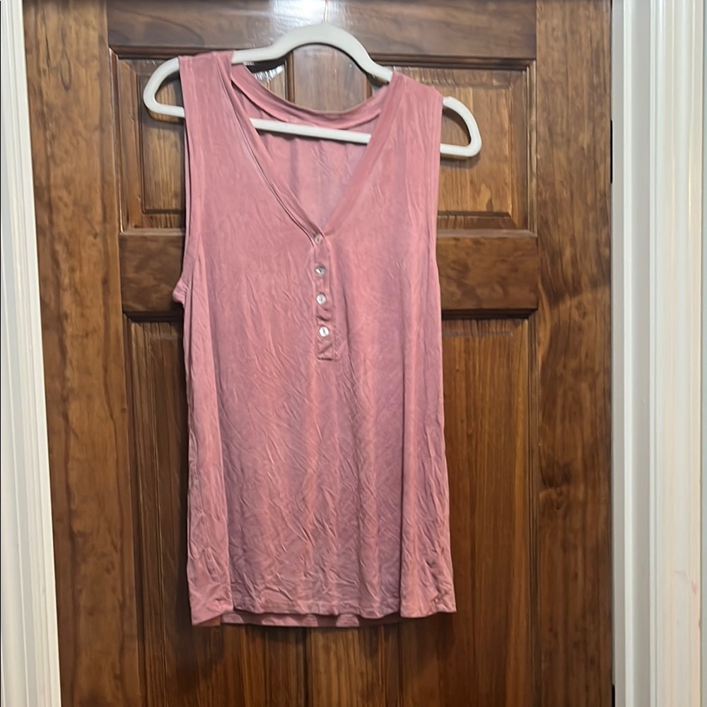 Women's Pink Sleeveless Top
